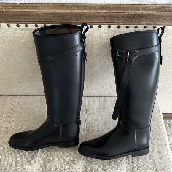 BURBERRY Boots- 38 - Picture 4 of 11